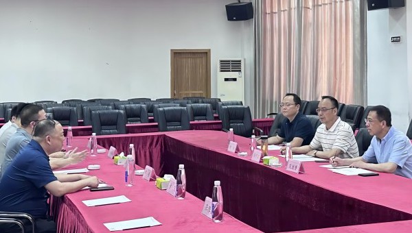 集團要聞｜楊宇宏赴科睿特軟件集團調研交流